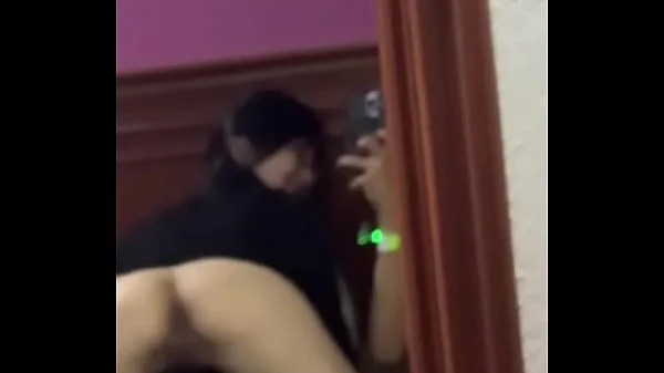 Griega ardiente gimiendo a gritos cuando se la follo bien duro en HD