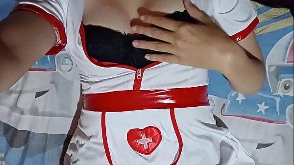 Maravillosa universitaria mexicana muestra cómo se masturba con un consolador y gime como una perra