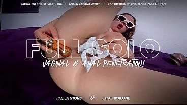 Paola Stone: Latina Culona y Dildos